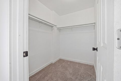 Tiny photo for 113 Andresen Court, DeKalb, IL 60115 (MLS # 12615566)