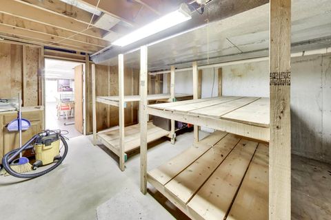 Tiny photo for 766 Camelot Drive, Burr Ridge, IL 60527 (MLS # 12624916)