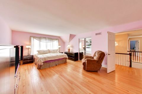 Tiny photo for 766 Camelot Drive, Burr Ridge, IL 60527 (MLS # 12624916)