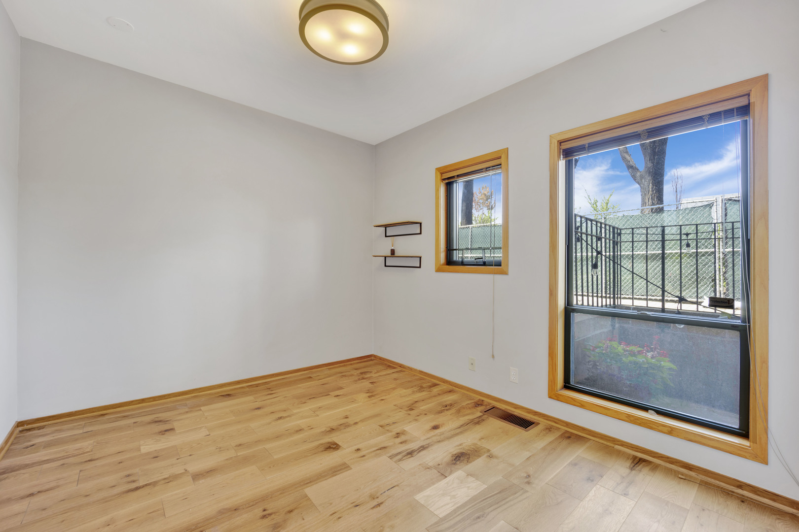 711 S Ashland Avenue G