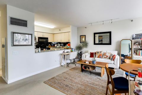 Tiny photo for 512 N McClurg Court #3909, Chicago, IL 60611 (MLS # 12571869)