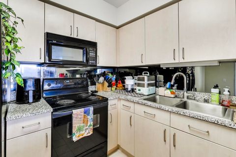 Tiny photo for 512 N McClurg Court #3909, Chicago, IL 60611 (MLS # 12571869)