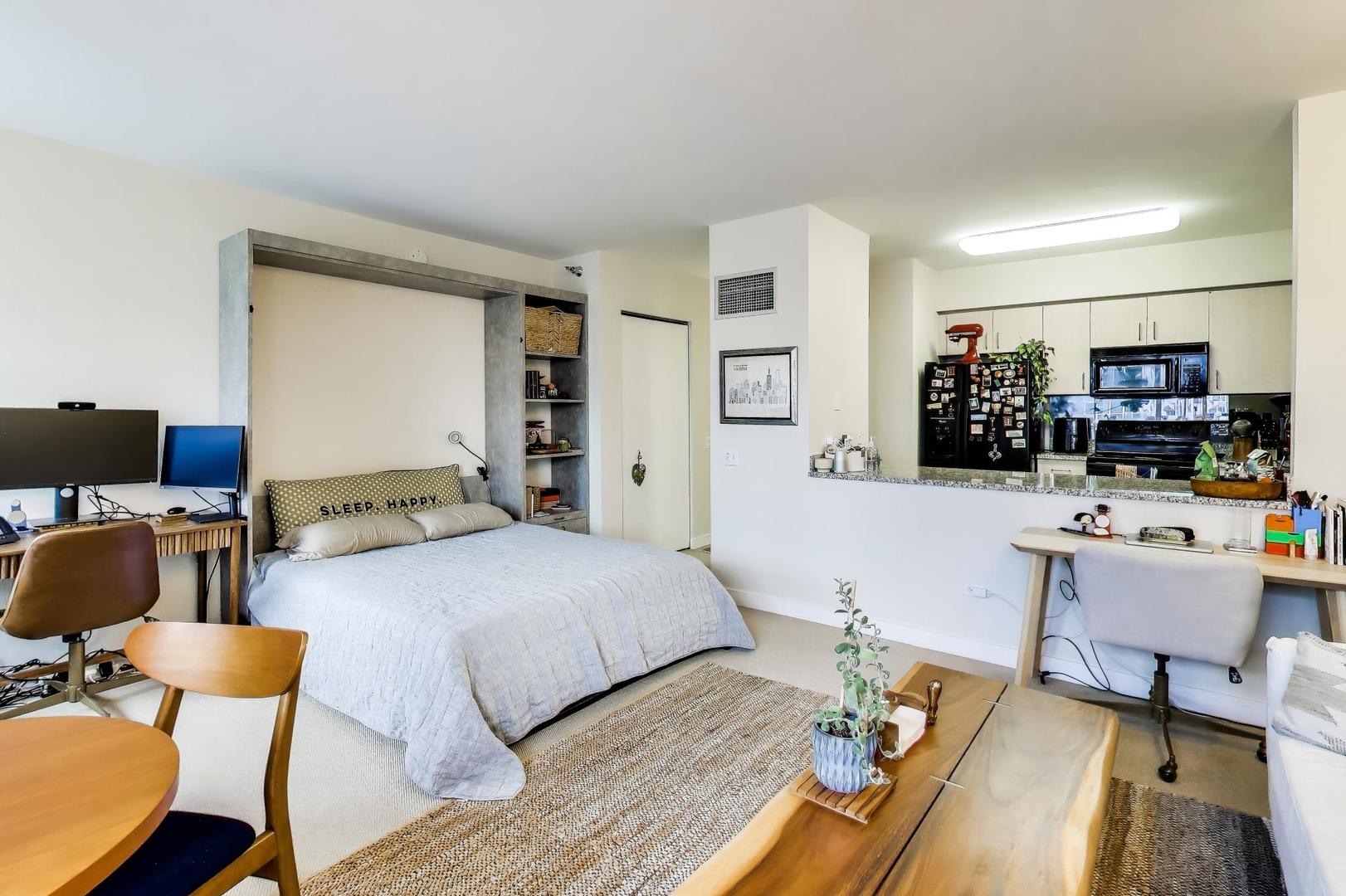 512 N McClurg Court 3909