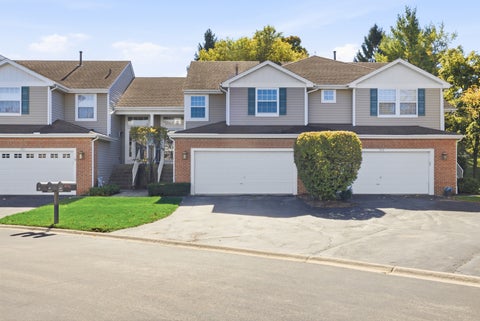 Tiny photo for 267 Weather Hill Drive, Willowbrook, IL 60527 (MLS # 12771216)