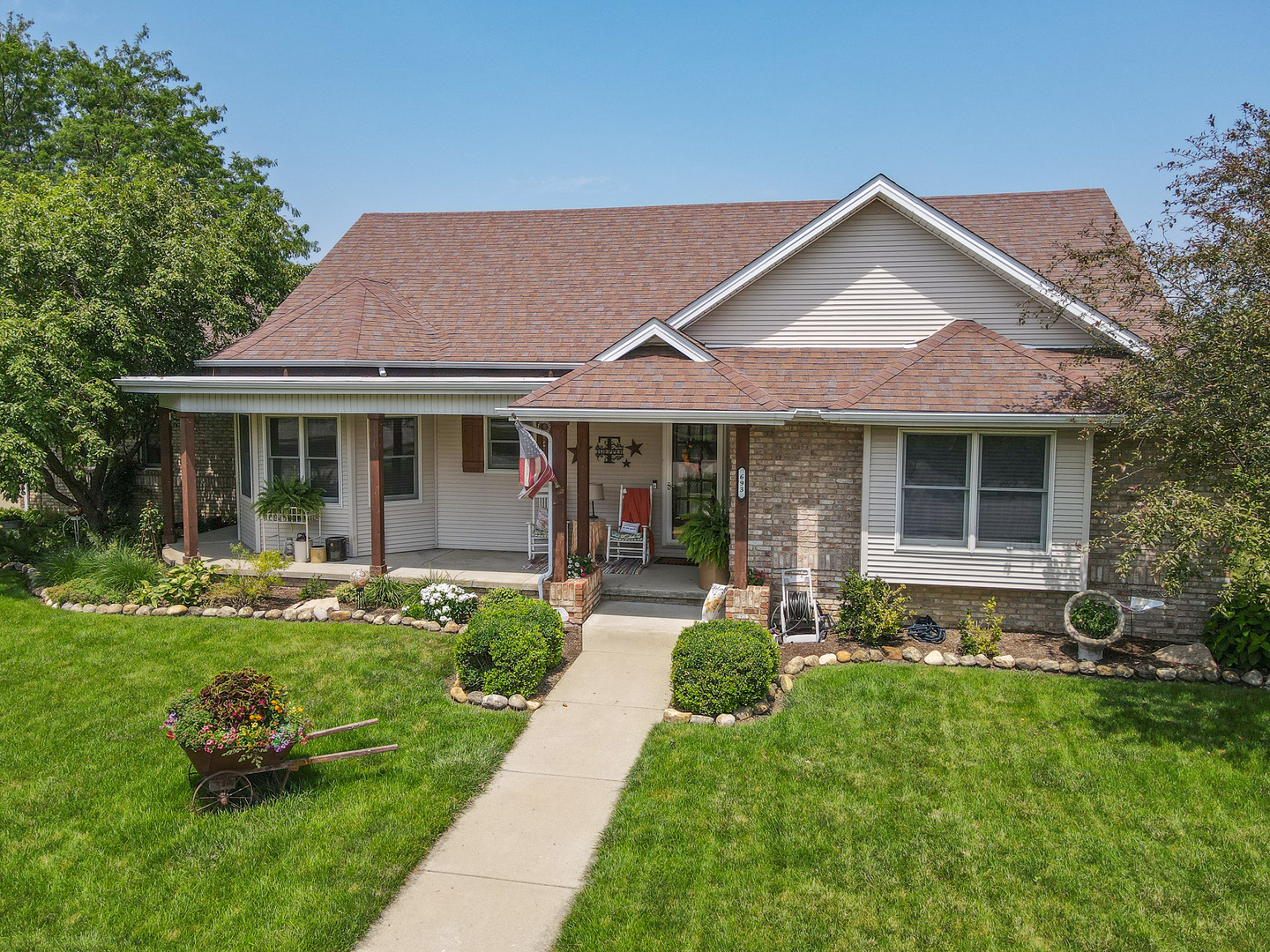 693 Hesburgh Drive