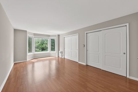Tiny photo for 2500 Windsor Mall #1J, Park Ridge, IL 60068 (MLS # 12500374)