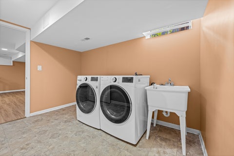 Tiny photo for 1120 Manor Drive, Wilmette, IL 60091 (MLS # 12714585)