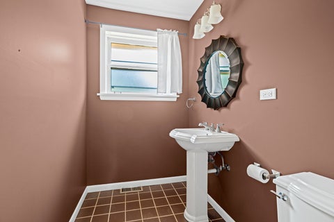 Tiny photo for 1120 Manor Drive, Wilmette, IL 60091 (MLS # 12714585)