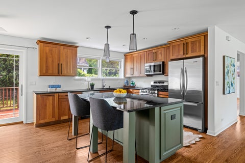 Tiny photo for 1120 Manor Drive, Wilmette, IL 60091 (MLS # 12714585)