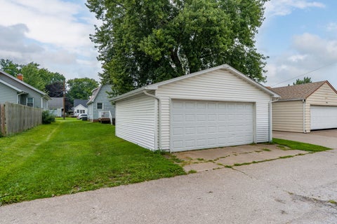 Tiny photo for 1920 32nd Street, Moline, IL 61265 (MLS # 12730234)