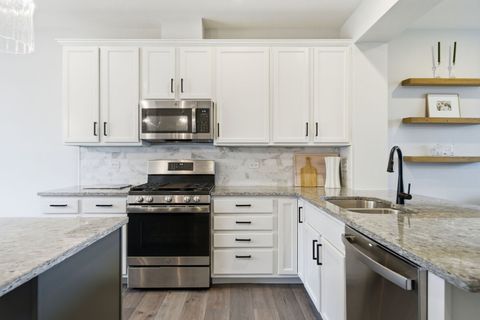 Tiny photo for 4462 Monroe Court, Naperville, IL 60564 (MLS # 12594380)