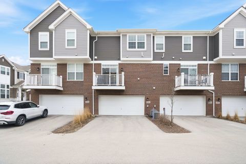 Tiny photo for 4462 Monroe Court, Naperville, IL 60564 (MLS # 12594380)