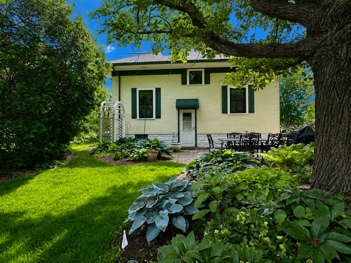 256 Center Road