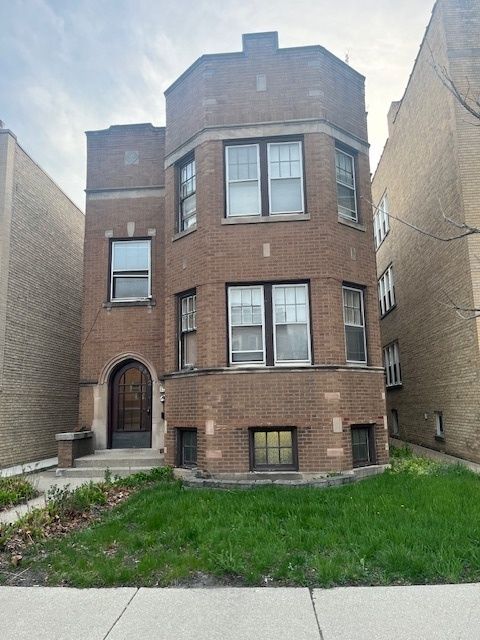 5412 N Kimball Avenue Chicago IL 60625
