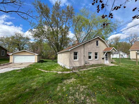Photo of 309 28 Avenue, EastMoline, IL 61244 (MLS # 100000046)
