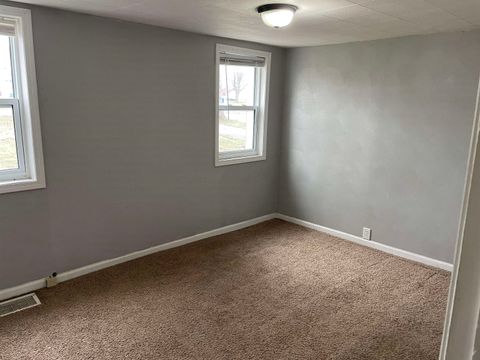 Tiny photo for 309 28 Avenue, EastMoline, IL 61244 (MLS # 100000046)