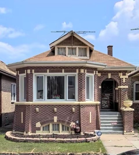 Photo of 8623 S wood Avenue, Chicago, IL 60620 (MLS # 12630763)
