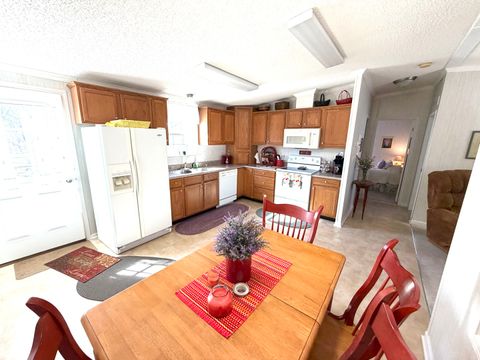 Tiny photo for 392 W Shirley Lane, Richview, IL 62877 (MLS # 12573636)