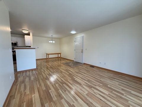 Tiny photo for 670 Mill Circle #203, Wheeling, IL 60090 (MLS # 12552898)