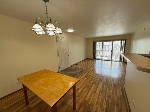 Tiny photo for 670 Mill Circle #203, Wheeling, IL 60090 (MLS # 12552898)