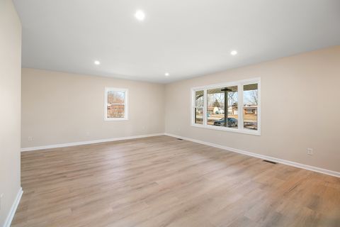 Tiny photo for 675 Washington Avenue, Bourbonnais, IL 60914 (MLS # 12567897)