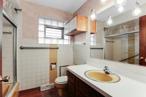 Tiny photo for 9221 Raymond Avenue, Oak Lawn, IL 60453 (MLS # 12499599)