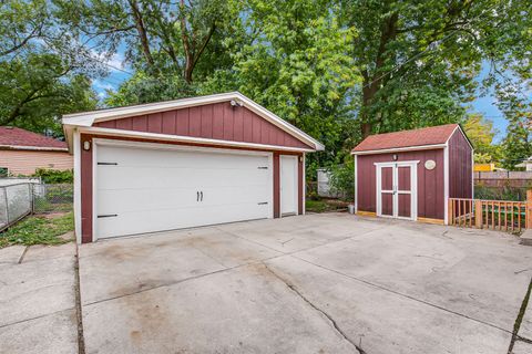 Tiny photo for 9221 Raymond Avenue, Oak Lawn, IL 60453 (MLS # 12499599)