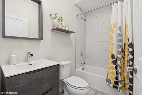 Tiny photo for 3331 W Crystal Street, Chicago, IL 60651 (MLS # 12563491)