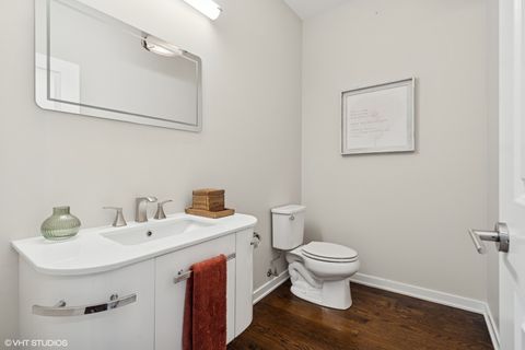 Tiny photo for 3331 W Crystal Street, Chicago, IL 60651 (MLS # 12563491)