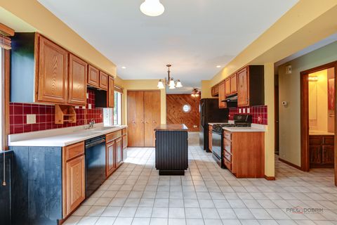 Tiny photo for 389 Pine Grove Avenue, Gurnee, IL 60031 (MLS # 12460366)