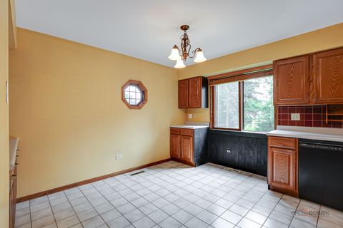 Tiny photo for 389 Pine Grove Avenue, Gurnee, IL 60031 (MLS # 12460366)