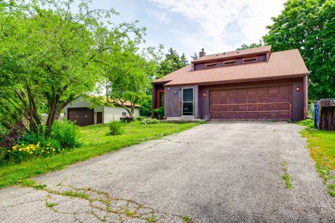 Tiny photo for 389 Pine Grove Avenue, Gurnee, IL 60031 (MLS # 12460366)