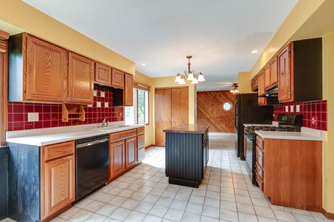 Tiny photo for 389 Pine Grove Avenue, Gurnee, IL 60031 (MLS # 12460366)