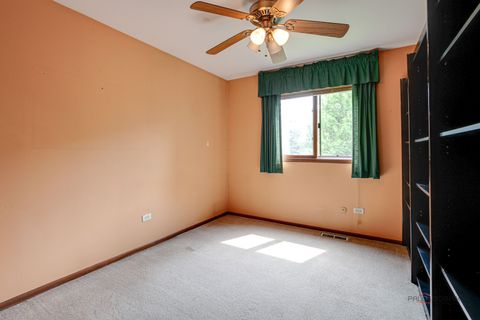 Tiny photo for 389 Pine Grove Avenue, Gurnee, IL 60031 (MLS # 12460366)