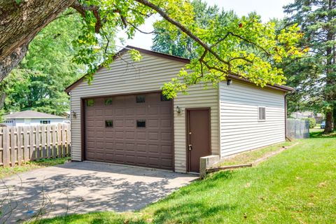 Tiny photo for 389 Pine Grove Avenue, Gurnee, IL 60031 (MLS # 12460366)
