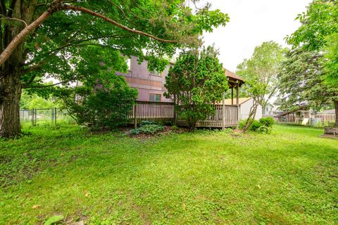 Tiny photo for 389 Pine Grove Avenue, Gurnee, IL 60031 (MLS # 12460366)