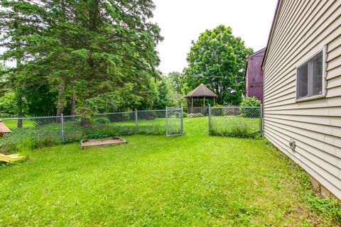 Tiny photo for 389 Pine Grove Avenue, Gurnee, IL 60031 (MLS # 12460366)