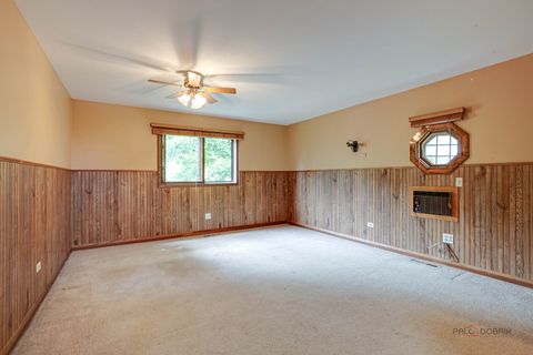 Tiny photo for 389 Pine Grove Avenue, Gurnee, IL 60031 (MLS # 12460366)