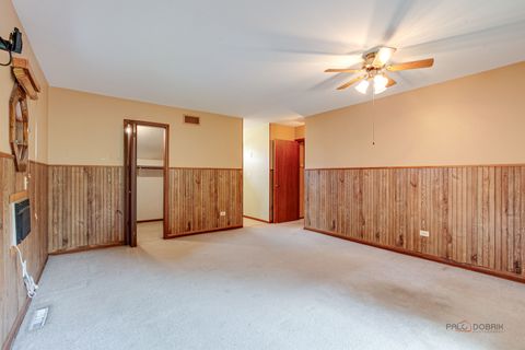 Tiny photo for 389 Pine Grove Avenue, Gurnee, IL 60031 (MLS # 12460366)