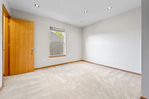 Tiny photo for 1018 Butterfield Circle E, Shorewood, IL 60404 (MLS # 12500494)