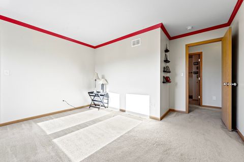 Tiny photo for 1018 Butterfield Circle E, Shorewood, IL 60404 (MLS # 12500494)