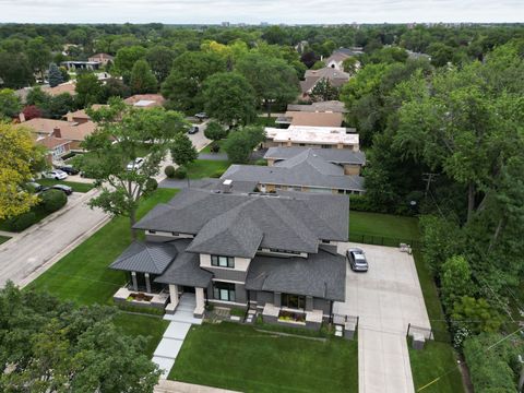 Tiny photo for 6505 N Knox Avenue, Lincolnwood, IL 60645 (MLS # 12408141)