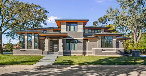 6505 N Knox Avenue Lincolnwood IL 60645