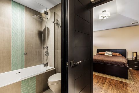 Tiny photo for 6505 N Knox Avenue, Lincolnwood, IL 60645 (MLS # 12408141)