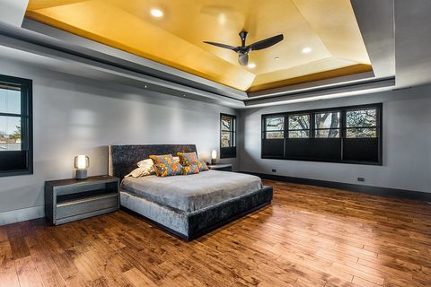 Tiny photo for 6505 N Knox Avenue, Lincolnwood, IL 60645 (MLS # 12408141)