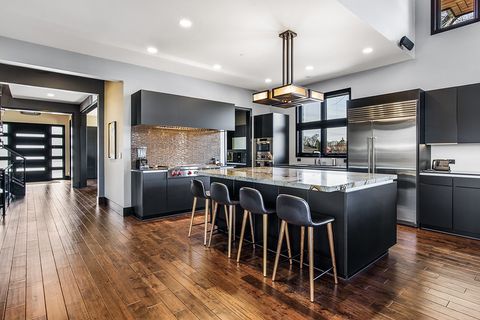 Tiny photo for 6505 N Knox Avenue, Lincolnwood, IL 60645 (MLS # 12408141)