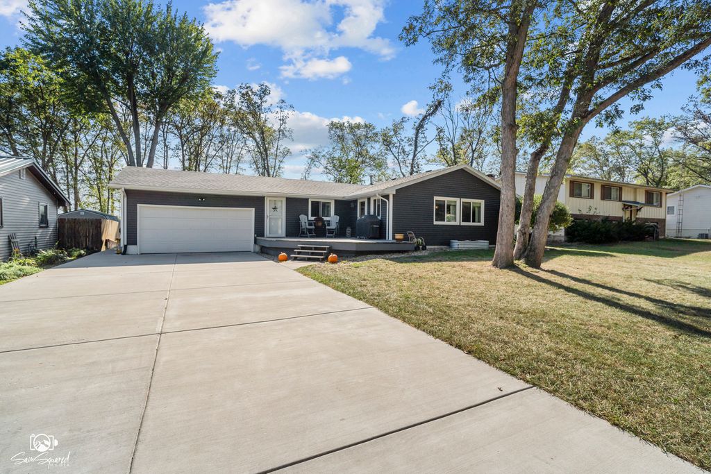 Photo for 5876 W 720n Road, Kankakee, IL 60901 (MLS # 12495011)