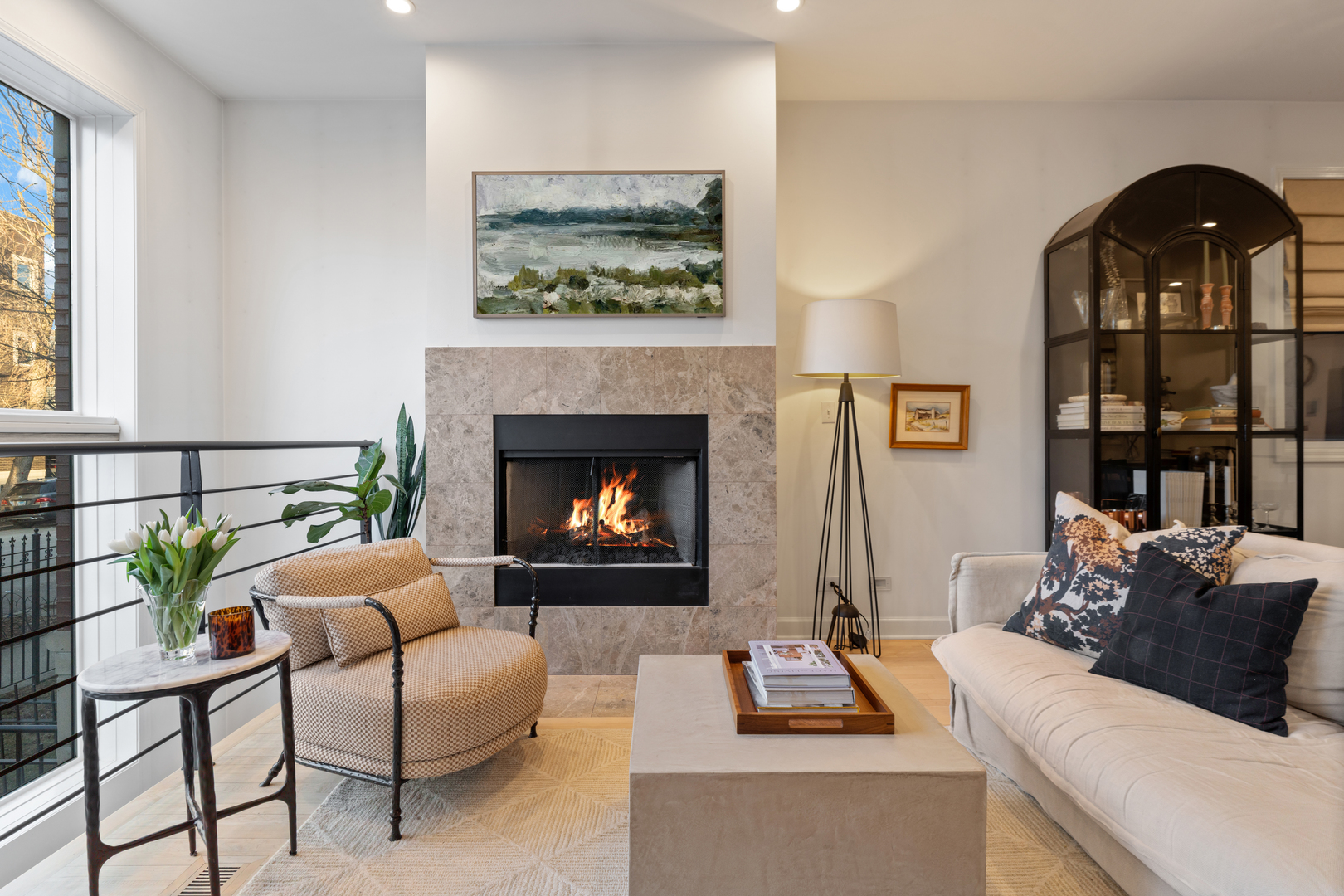 1827 W Iowa Street 1