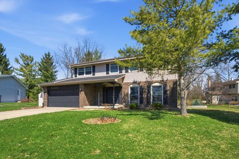 Tiny photo for 5S671 Heather Court, Naperville, IL 60540 (MLS # 12602483)