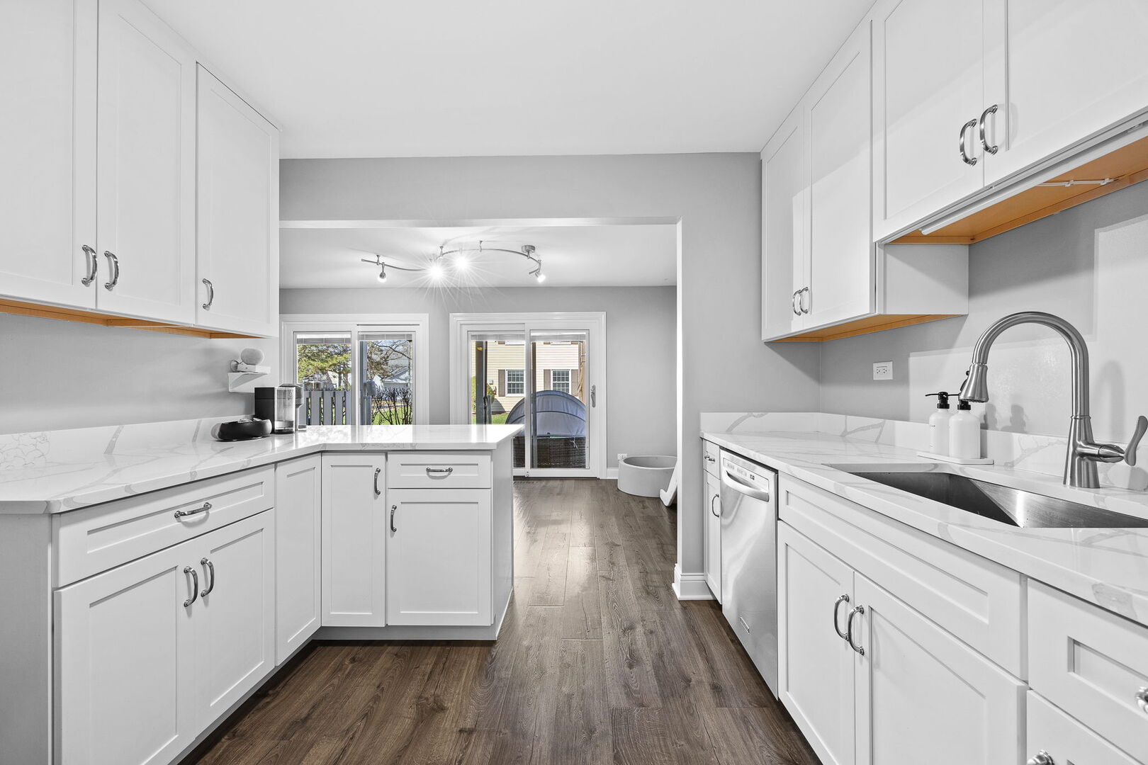 2153 Lancaster Circle 102B